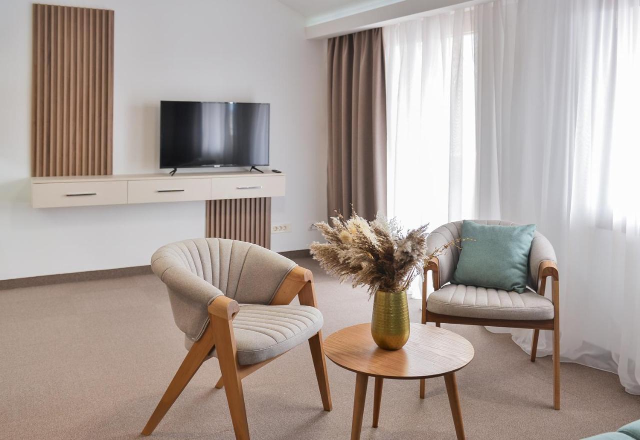 Magnolia Place Tivat Exterior foto